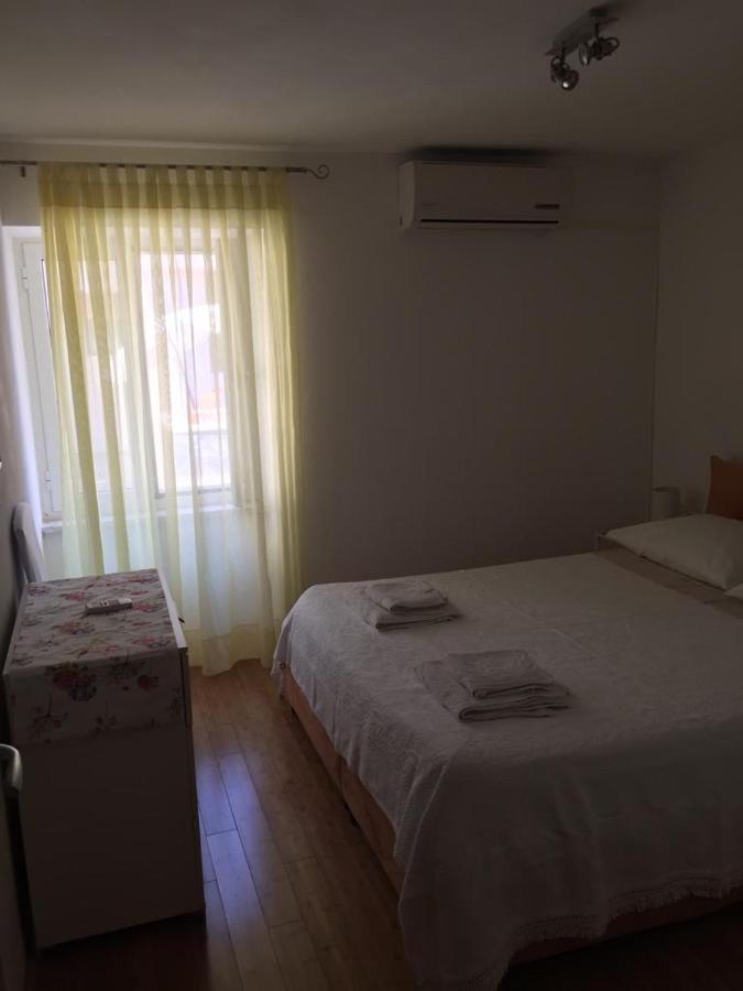 Apartment Elena Rooms Spalato Esterno foto