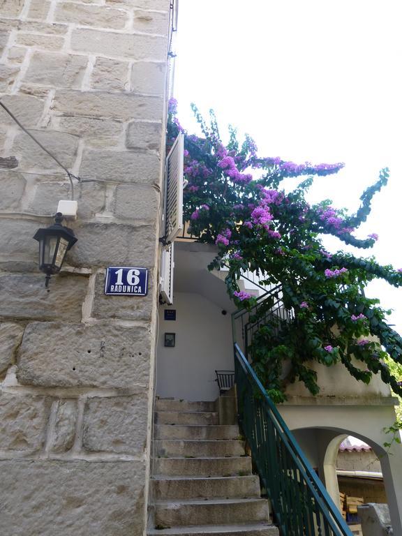 Apartment Elena Rooms Spalato Esterno foto
