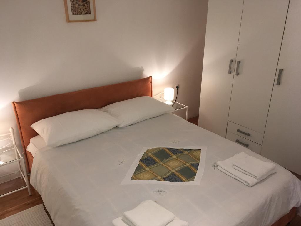 Apartment Elena Rooms Spalato Esterno foto